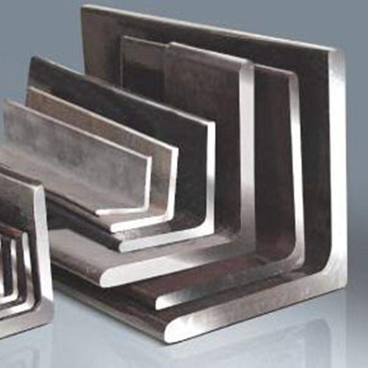 Low Carbon Angle Steel/Carbon Steel Construction Industry Welded Punched Angle Steel